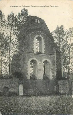 Mamers — Ruínas da antiga Abadia de Perseigne