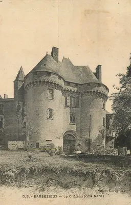 Barbezieux — O Castelo (lado Norte) — Dendo Berry, B.