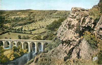 Viaduto sobre a Dordogne — vista panorâmica — editor Cap, número de série não visível