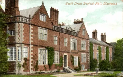 South Front Dorfold Hall, Nantwich — widok budynku z czerwonym lianą — wydawca nieznany