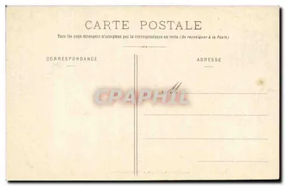 Angoulême - Statua Marguerite de Valois na placu Hôtel-de-Ville — Rewers