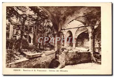 Assisi - Basílica de S. Francisco - Interior do Claustro — Casa Editrice Francescana, Assisi