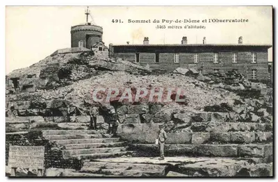 Cume do Puy-de-Dôme e o Observatório — 1465 metros de altitude — série 491