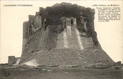 Castelo de Murols — Ruínas imponentes dominando a comunidade de Murols — Editor Y.P.D. n° 4793