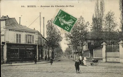 Rueil — Avenue du Chemin de Fer — A. Ossart édit., Rueil
