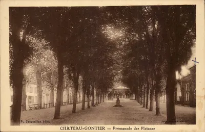 Castelo-Gaontier — Passeio dos Plátanos — P. Jacqueline édit.