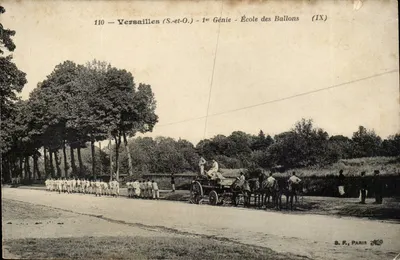 Versailles (S.-et-O.) — 1ère Génie — Escola dos Balões — B. F., Paris (IX)