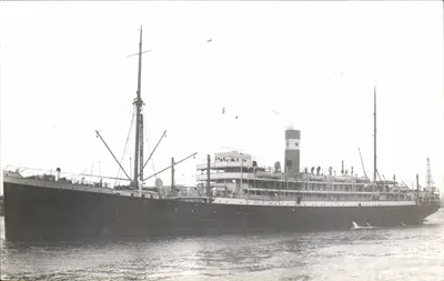O navio de passageiros "Désirade" — editor CIEAS & CO. — número de série não visível