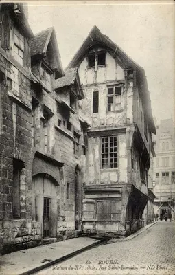 Rouen — Casa do Século XV, Rue Saint-Romain — ND Phot.