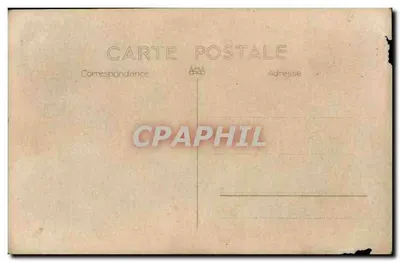 Dois homens em uniforme — em frente a um muro de tijolos — carta postal anônima — Verso