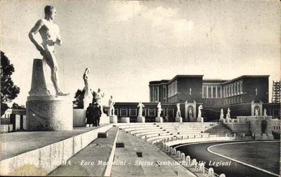 Rzym - Foro Mussolini - Statuette Simboliche Delle Legioni