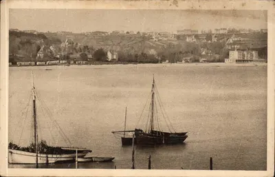 Morgat — A Praia com maré alta vista da montanha — LE DOARÉ, Châteaulin