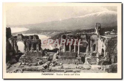 Taormina - Teatro grego com o Etna
