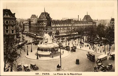 Paris - A Place de la République — Monument central e Hôtel Métropole — n° 167
