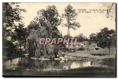 Angers — Giardino del Mail — L. V., fot. Sauvageot — Verso