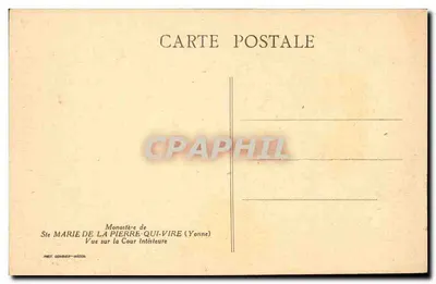 Klasztor Ste Marie de la Pierre-qui-Vire — Widok na wewnętrzną aleję — Fot. Combier-Mâcon — Rewers