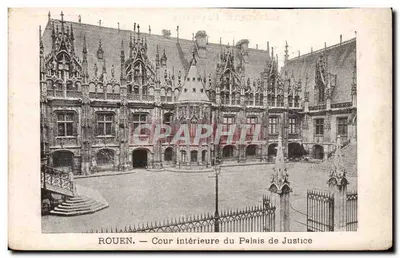 Rouen — Pátio interno do Palácio de Justiça — editor desconhecido