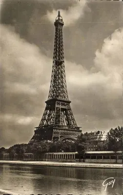 A Torre Eiffel — vista da Avenida de Nova York — editor A. Leconte, n°403