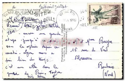 Widok z lotu nad Teatrem Rzymskim — Vienne-sur-le-Rhône — Fotografie z lotu J. Ceillard — Rewers
