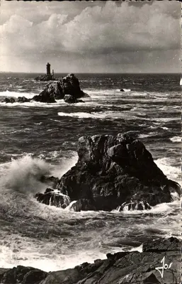 Ponta do Raz — Farol da Velha e a Ilha de Sein — Edições d'Art Jos, Doaré, Crêteuil