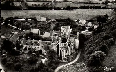 Hambye (Manche) — A Abadia — Combier