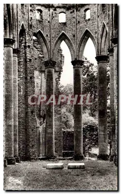 Hambye (Manche) — Interior da Abadia · Os 2 Túmulos — Combier
