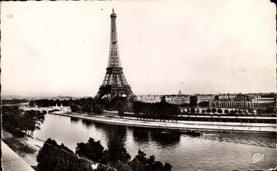 A Torre Eiffel e a Sena — Paris — editor Cap