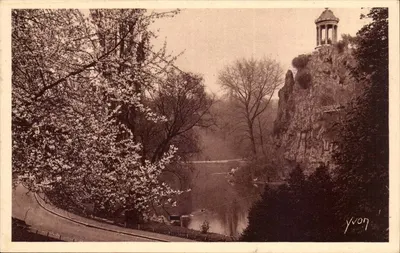 O Parque das Buttes-Chaumont — vista do lago e do templo sobre rocha — editor Yvon, n°3