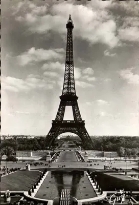 A Torre Eiffel — vista do palácio de Chaillot — Édit. d'Art & GUY, Paris