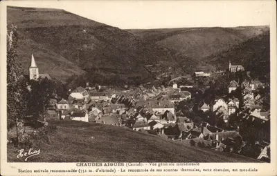 Chaudes-Aigues (Cantal) — Vista geral meridional — Helias