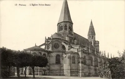 Poissy — A Igreja Nossa Senhora — editor Dalitz
