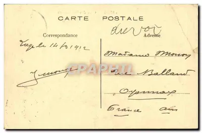 Liège - Gare des Guillemins — vue de la gare avec tramways et calèches — éditeur inconnu — Verso