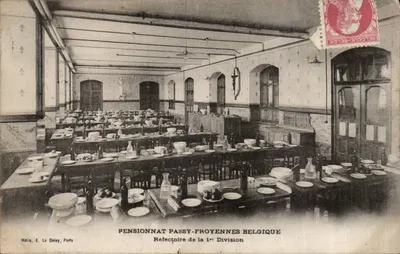 Pensionnat Passy-Froyennes Belgique — Refectoire de la 1ère Division — Hélio, E. Le Daley, Paris