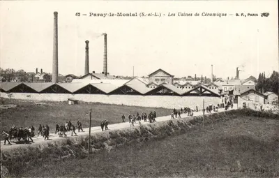 Paray-le-Monial (S.-el-L.) — Les Usines de Céramique — Édition Vve Drago, Paris