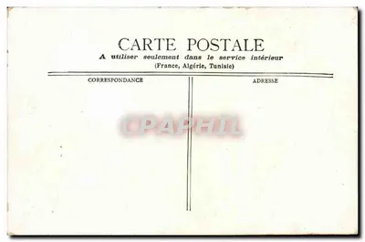 Bourges — Katedra — widok budynku gotyckiego z ogródkiem — Rewers