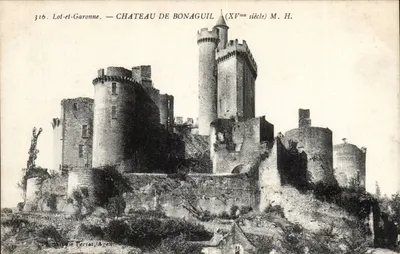 Castelo de Bonaguil — Lot-et-Garonne — XVº século M. H. — Fototipia Ferret, Agen