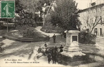 Alais - Estátua Pasteur e Bosquet — F. Pical, editor, n°25