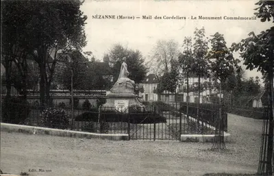 Sézanne (Marne) — Mail des Cordeliers — O Monumento Comemorativo — Edit. Marton