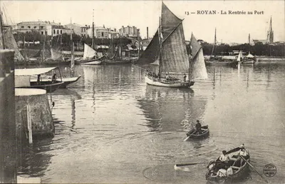 Royan - La Rentrée au Port — Édition des Nouvelles Galeries, n°13