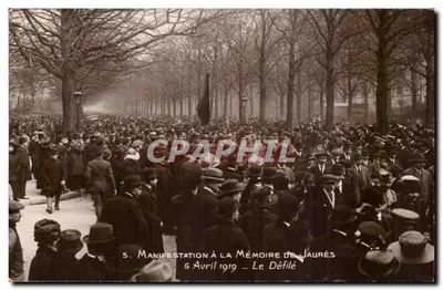 Manifestação em Memória de Jaurès — 6 Abril 1919 — O Desfile