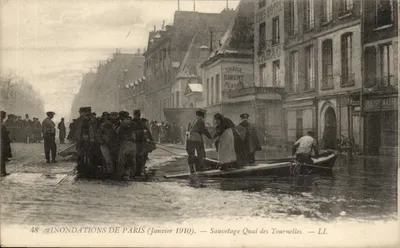 Inondations de Paris — Janvier 1910 — Sauvetage Quai des Tournelles — LL