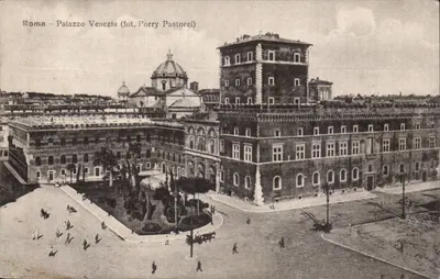 Rzym – Pałac Wenecji (fot. Porry Pastorel)