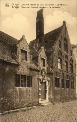 Bruges - Quai Vert. Maison de Dieu, apelidada de « Le Péllican » — Naus