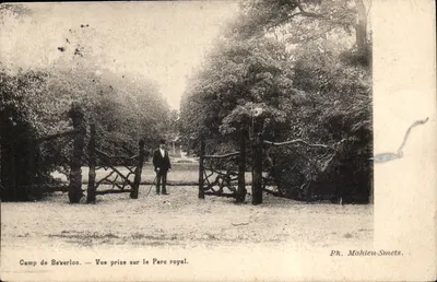 Campo de Beverloo — Vista tirada no Parque Real — Ph. Mahieu-Smets
