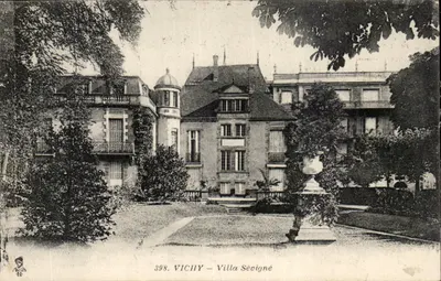 Vichy — Villa Sévigné — Editor Vichy, n° 398