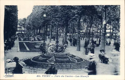 Vichy — Parque do Cassino — Os Massifs — Ideal, n° 350