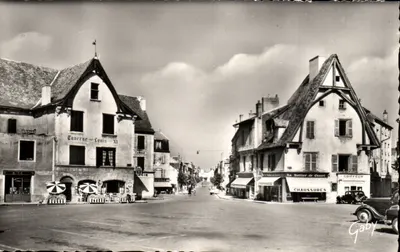 Cusset (Allier) — Boulevard Général-de-Gaulle — Éditions Gaby