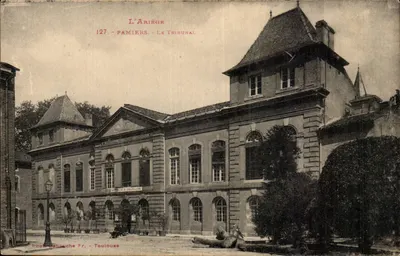 Pamiers - O Tribunal — O Ariège, 127 — Fot. Barouche Fr. - Toulouse