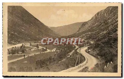 Curvas da Estrada da Espanha — Arredores de Ax-les-Thermes (Ariège) — A.P.A.