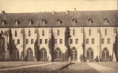 Abadia de Royaumont — Hotel das Dordures — Editor G. Barrault, Varmes-sur-Oise